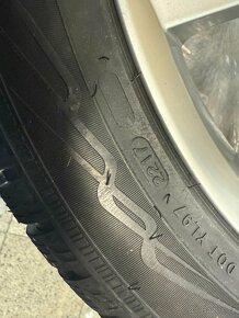 ŠKODA SUPERB III - Nová zimní sada kompletních kol 18" - 7