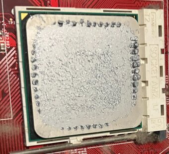 MSI + X4 620 4x2,6 Ghz, 4 Gb ram DDR2, I/O štítek - 7