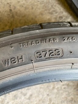 Letní pneu 225/40 R19 - 7