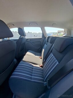 Prodám Ford Focus kombi - 7