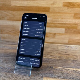 iPhone 13 Pro 256GB, graphite (12 měsíců záruka) - 7