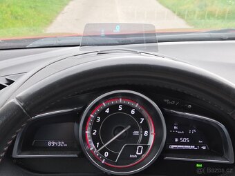 MAZDA 3 2,0i 88 kW REVOLUTION 89 tis. km SERVISKA - 7