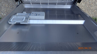 Vestavná myčka - standardní MIDEA MID60S121-CZ - 7