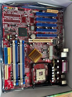 IT - kabely, chladič, DVD, pouzdra, obaly, stolní PC… - 7