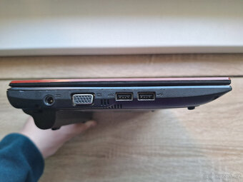 Netbook Acer Aspire One D255 - 7