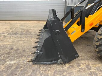 JCB 3DX 2019 - 7