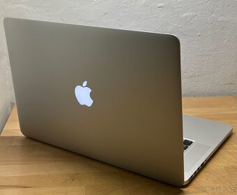 MacBook Pro 15" 2015 /16GB RAM/Intel i7/256GB SSD/ Záruka - 7
