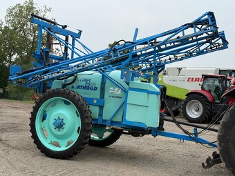 Postřikovač Berthoud primer 2000 l 18m - 7