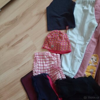 Dívčí balík do školky, vel.104/110, cca 24ks - 7