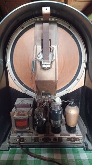 Staré funkční rádio Telefunken 270 po opravně u odborníka. - 7