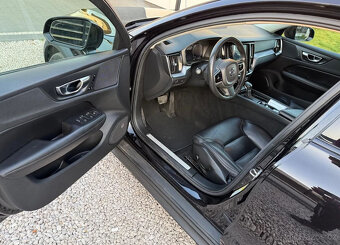 Volvo V60 T5 AWD Geartronic Momentum Pro - 7