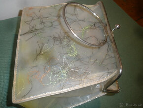 Zajímavá retro kabelka - 7