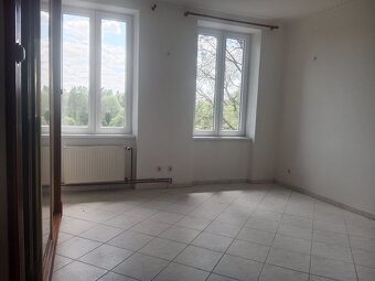 Prodej dvou domů v Českých Velenicích - 7