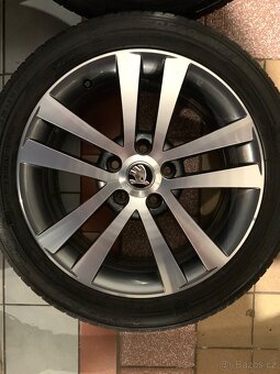 Alu kola Škoda R17 5X112 LETNÍ PNEU 225/45 R17 100% Vzorku - 7