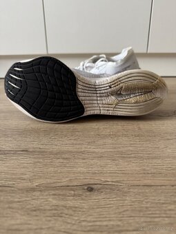 Nike Vaporfly 2 vel. 43 - 7