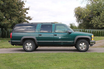1995 Chevrolet Suburban 4WD 5.7 V8 - 7