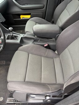 Audi A4 B7 Sline 2.0 TDi 2006 STK 10/2027 vypadá skvěle - 7
