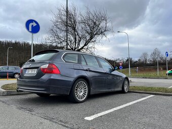 BMW 330D E91 170KW 2008 manuál - 7