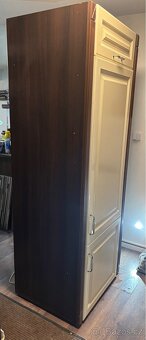 Vestavěná lednice Siemens + skříň - 7