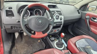 Prodám Renault Mégane 1.9 dCi 92kW - Nepojízdné - 7