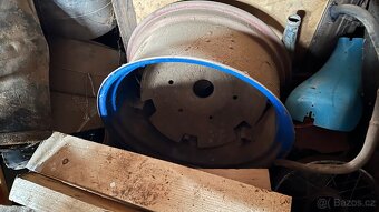 Prodám staré polnohospodářské vybavení - 7