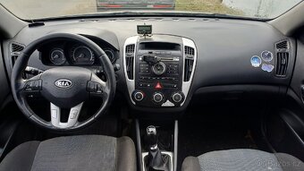 Kia ceed 1.6, 85kW, kombi, 2010 - 7