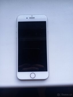 Nabízím IPHONE 7 - 7