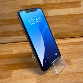 iPhone 11 64GB, černý (12 měsíců záruka) - 7