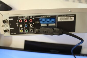 kvalitní LG COMBO DVD-VCR přehrávač/ rekorder V280, DVD,MP3, - 7