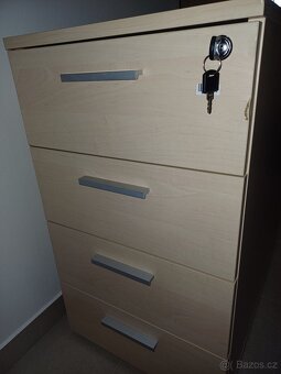 Kancelářská skříňka - 7