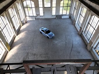Pronájem parkovacího místa a dalších prostor pro automobilov - 7