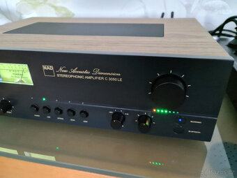 Stereo zesilovač NAD C3050 LE Limited Edition v retro design - 7