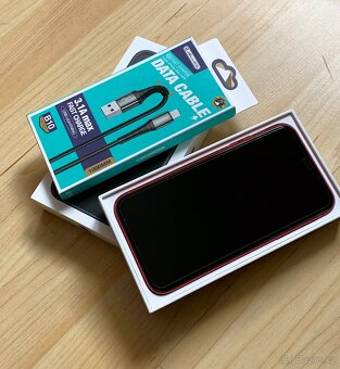JAK NOVÝ - Apple Iphone 11 128GB RED -- KRÁSNÝ STAV -- - 7