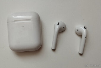 Prodám Apple AirPods 2. generace - 7