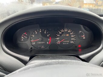 Hyundai Elantra 1.6i - naj. 120tis. - 7