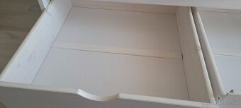 Postel s úložnými prostory - 7