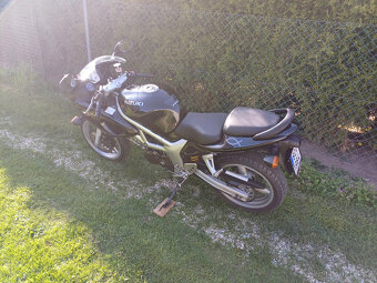 Suzuki SV 650S - 7