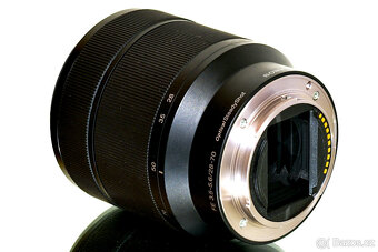 Sony FE 28-70mm f/3,5-5,6 + UV TOP STAV - 7