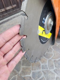 Prodam rozbrusovaci pilu STIHL TS 420 - 350 mm v dobrem stav - 7