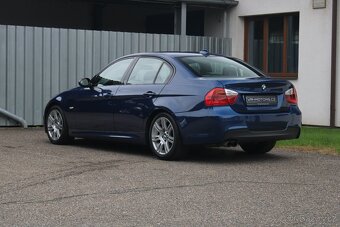 BMW E90 325i M-Paket Manuál Adaptivní tempomat - 7