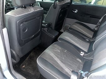 Renault Scenic 1.6 - 7