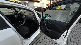 Opel Astra Tourer 1,6 CDTi 81kW - 7