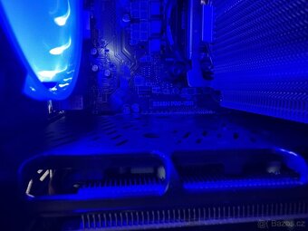 PC - i5 9400F, RX5700XT 8GB, 16GB RAM, 512GB SSD - 7