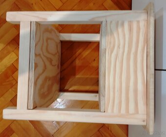 Stolička s úložným prostorem.. - 7