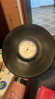 LP deska Queen - 7