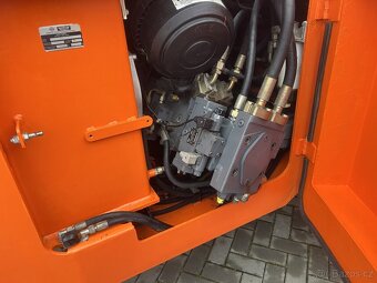 HAMM HD 130 vibrační válec - 7