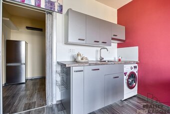 Prodej družstevního bytu 2+kk s krásným výhledem v Ostravě- - 7