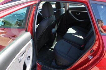 Hyundai i30 1,6GDI 99KW, ČR, ROZVODY, SERVISKA, r.v. 2016 - 7
