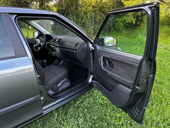 Škoda Fabia 1.4 Benzin 63/KW Rok v.:2011/4 - 7