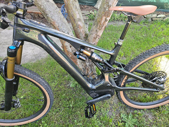 Zánovní našlapané karbonové elektrokolo S-WORKS, vel. S4(L) - 7